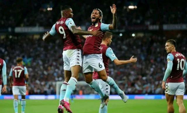 将其嵌入实 将其嵌入实